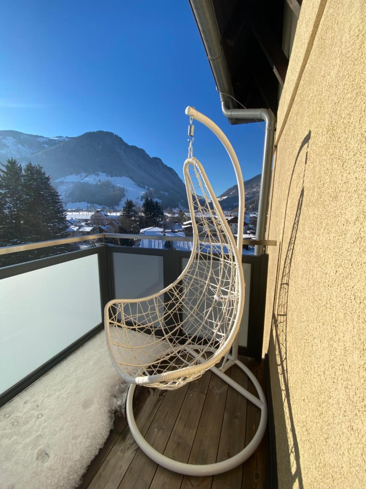 Loft Im Turm Apartment Maishofen Exterior photo
