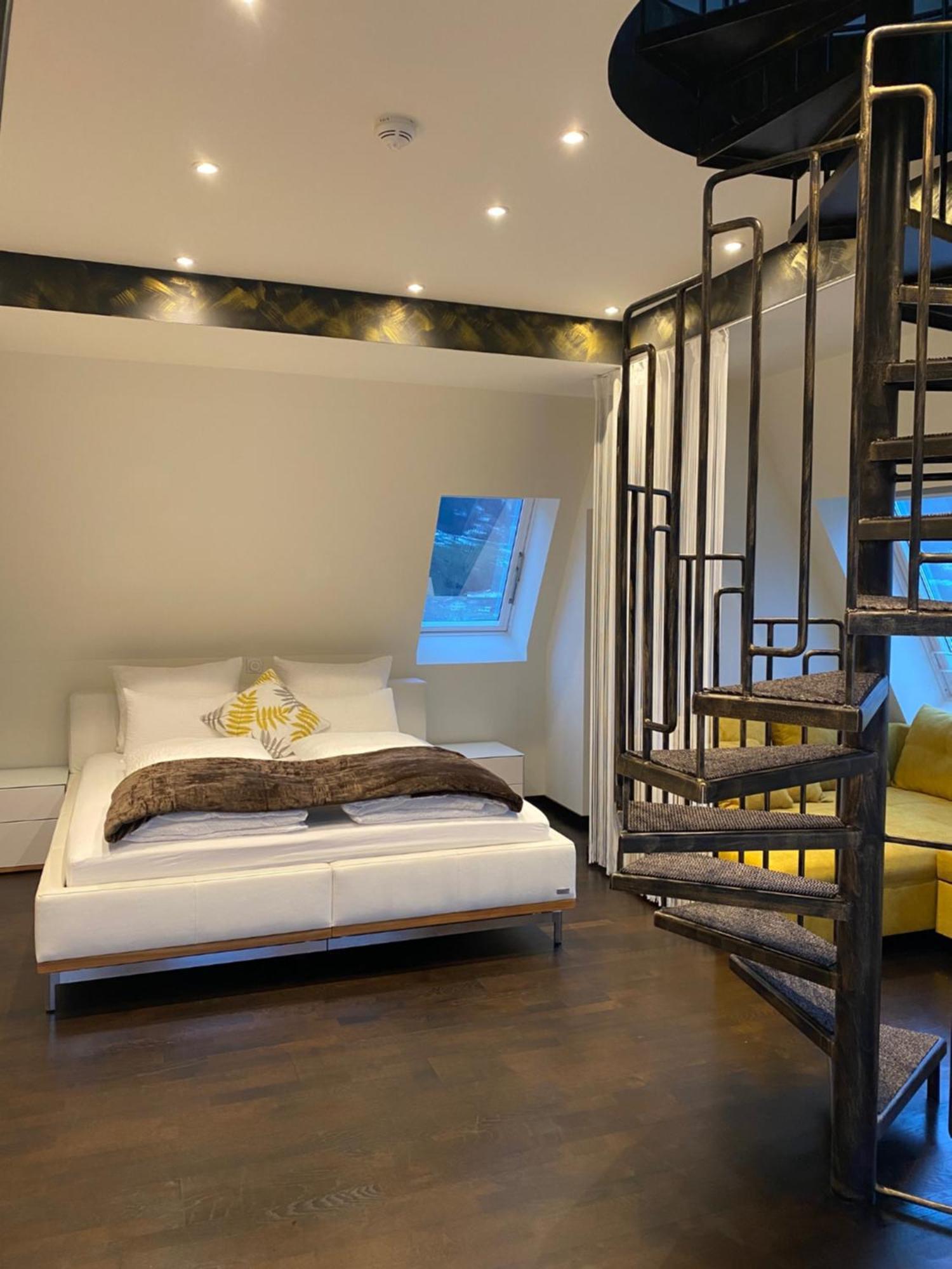 Loft Im Turm Apartment Maishofen Exterior photo